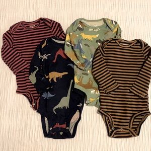 Carter’s 9 month boys long sleeve onesies